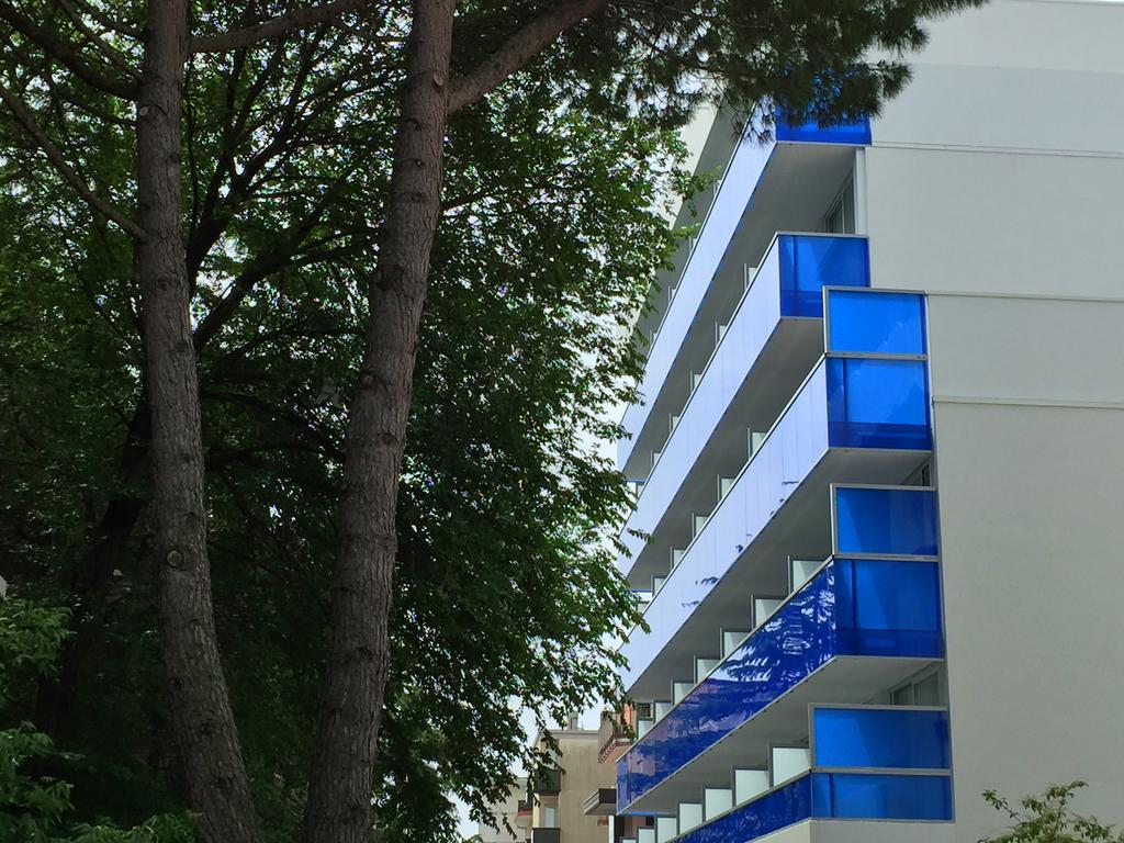Hotel Montreal Bibione Exterior photo