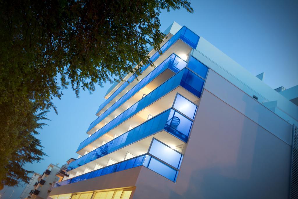 Hotel Montreal Bibione Exterior photo